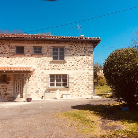 Villa Les Outres Chabrac Exterior foto